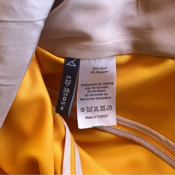 Zeynep Arcay Wrapped Wool Blazer - Picture 4 of 5